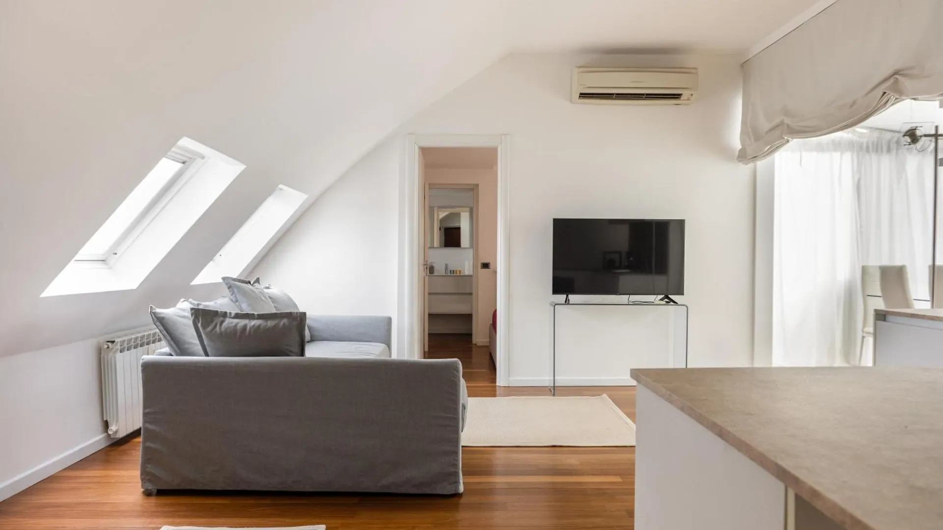 Meda-Bocconi Suite Milan Italy